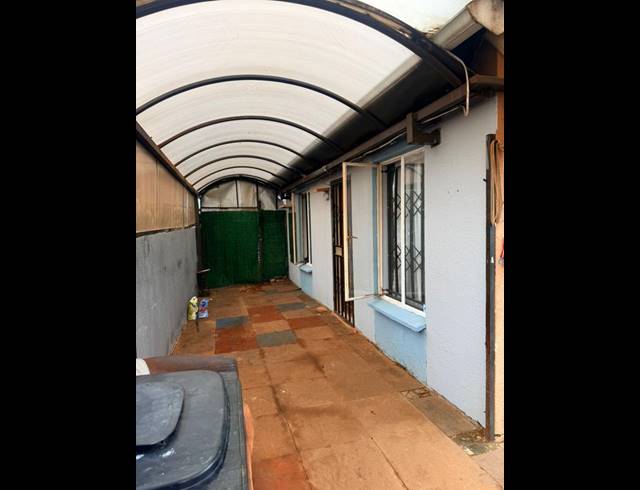 2 BEDROOM HOUSE FOR SALE IN WINDMILL PARK